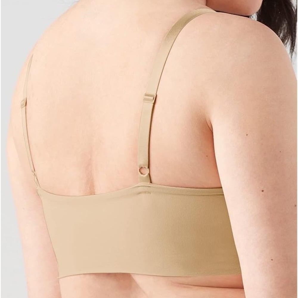 True&Co. Super Soft and Silky Laser-cut Tech Sealed Removable Pads No Lines Bra - Picture 3 of 12